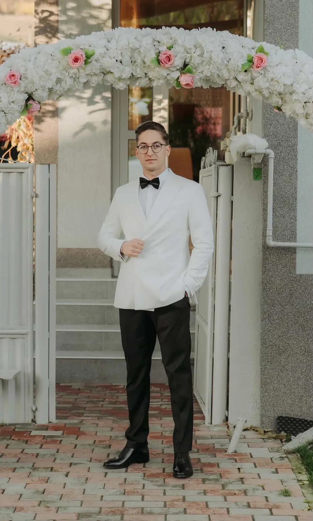 Costum la comandă Men’s Club purtat de un client (16 din 16)